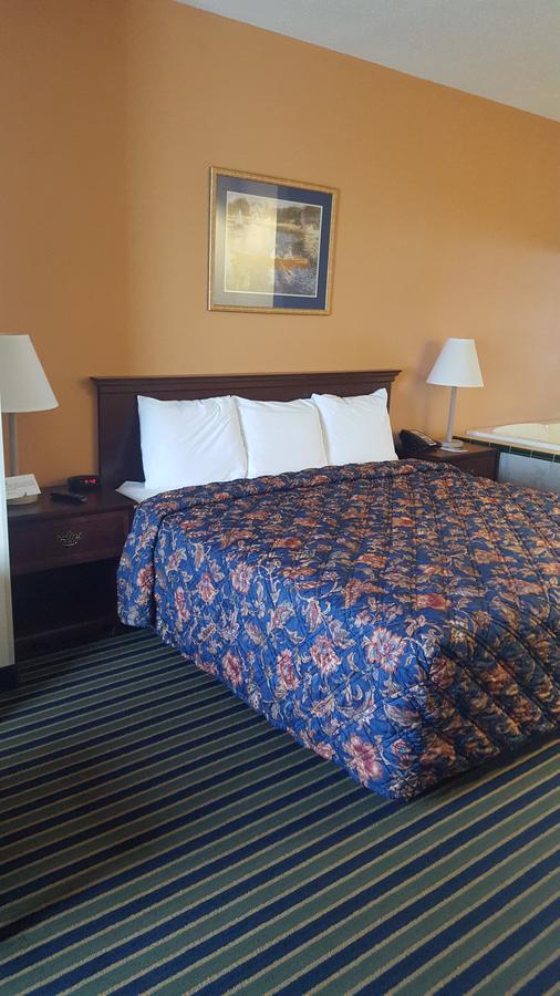 The Rutledge Inn Luverne Esterno foto